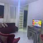 Apartamento mobiliado